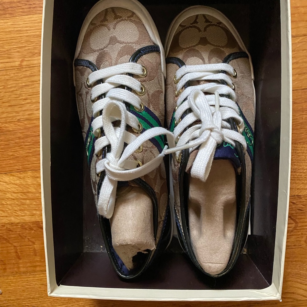 Coach logo sneakers